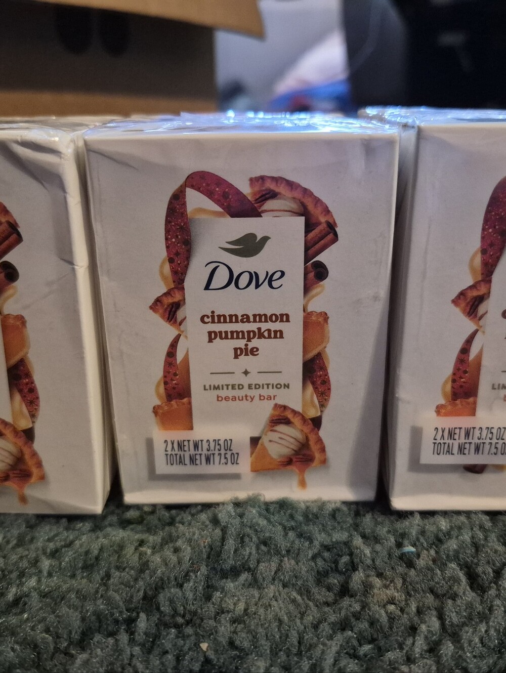 Dove Holiday Treats Cinnamon Pumpin Pie Beauty Bar 3-2x Packs Limited Edition - Picture 2 of 6